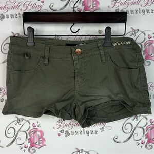 Volcom shorts mini booty zip up pockets olive green Women's Green Cargo Shorts